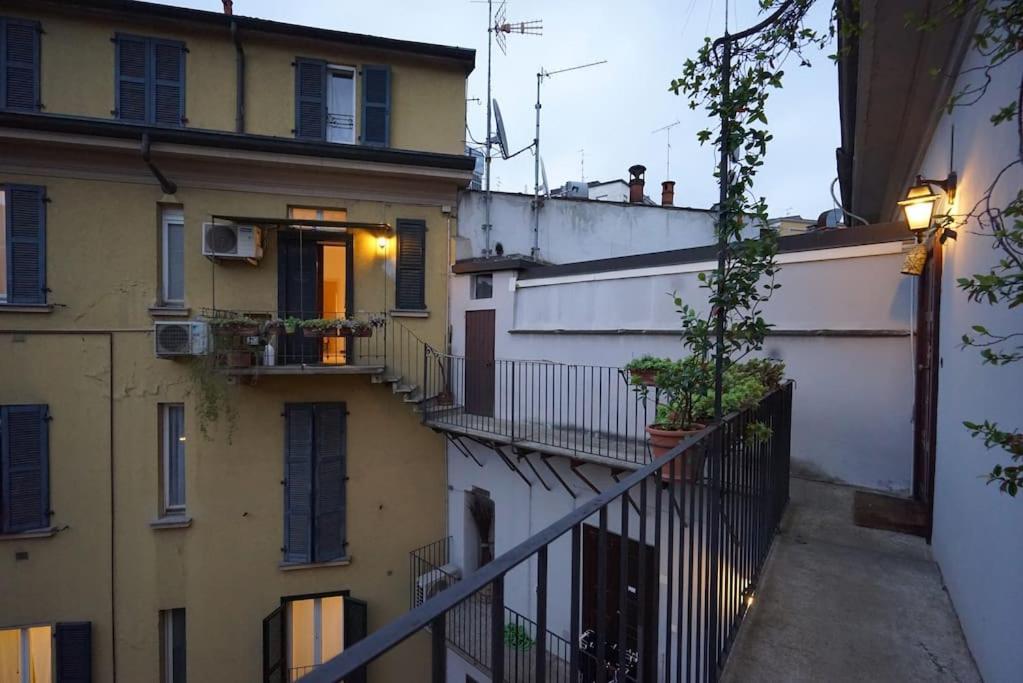 Central Guesthouse Cir 015146-Cni-01484 Milánó Kültér fotó